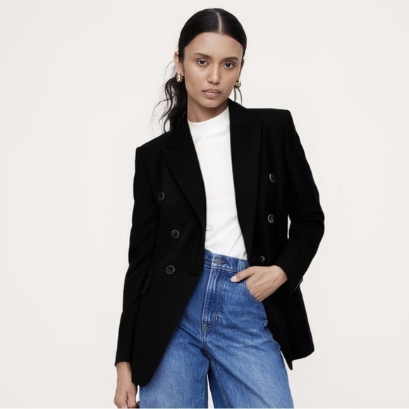 Banana Republic Jackets & Blazers - NWT! Banana Republic Black Captain’s Blazer - Multiple Sizes 💫